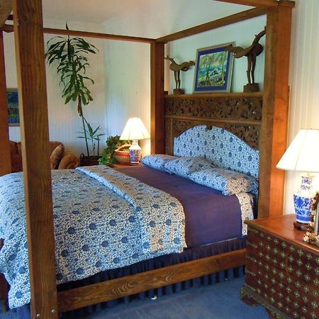 Jacaranda Inn ワイメア エクステリア 写真