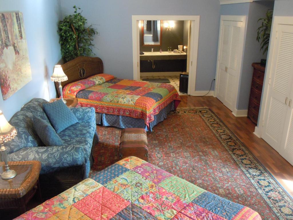 Jacaranda Inn ワイメア 部屋 写真